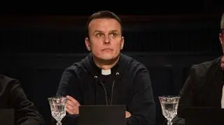 "The Traitors. Zdrajcy" EXTRA. "Kto się odważy zagłosować na księdza?"