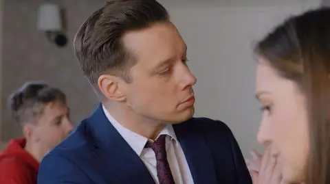 "Na Wspólnej" odc. 4073. "Zaraz będziesz potrzebował implantu!" Robert rzuca się na Darka! [PRZED EMISJĄ w TV]