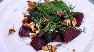  Pieczone buraki z ubijaną fetą