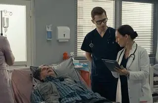 "Szpital św. Anny". Atak padaczki u pacjenta z guzem mózgu. "Zaraz nam zejdzie!". Zyta zdąży z pomocą? 