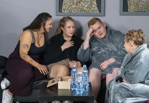 "Kanapowcy". Na dietę jeszcze będzie czas! Bohaterowie zaskoczyli trenera [PRZED EMISJĄ W TV]