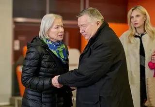 "Na Wspólnej", odc. 4002. Rozpacz Włodka i uciążliwa siostra [STRESZCZENIE]