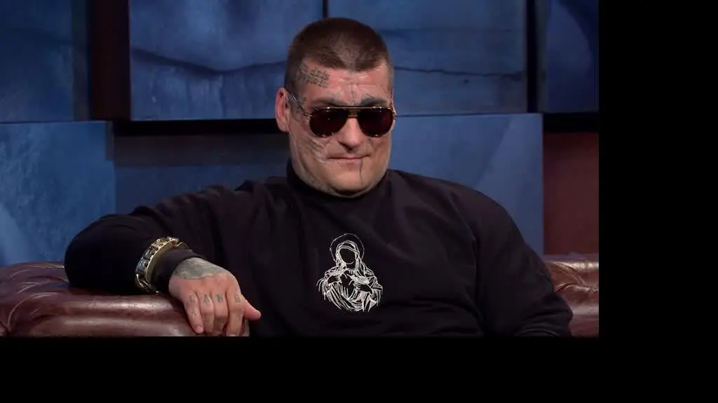 251021 KUBA W s20 e08_Sub_34  Popek samochód