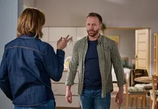 "Na Wspólnej" odc. 3948. Hazard, utrata pracy i pożegnanie?!