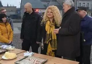 "Kuchenne rewolucje" Niecodzienne zamieszanie na rynku w Czeladzi. Czy "Francuska Bajadera" wyszła z kryzysu?