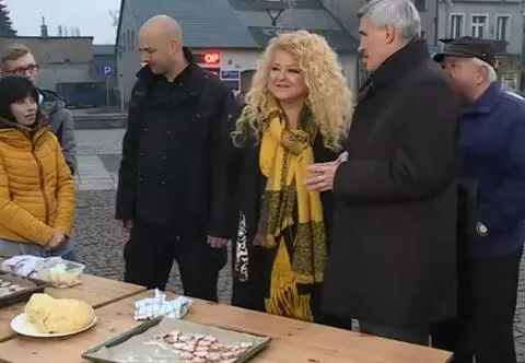 "Kuchenne rewolucje" Niecodzienne zamieszanie na rynku w Czeladzi. Czy "Francuska Bajadera" wyszła z kryzysu?
