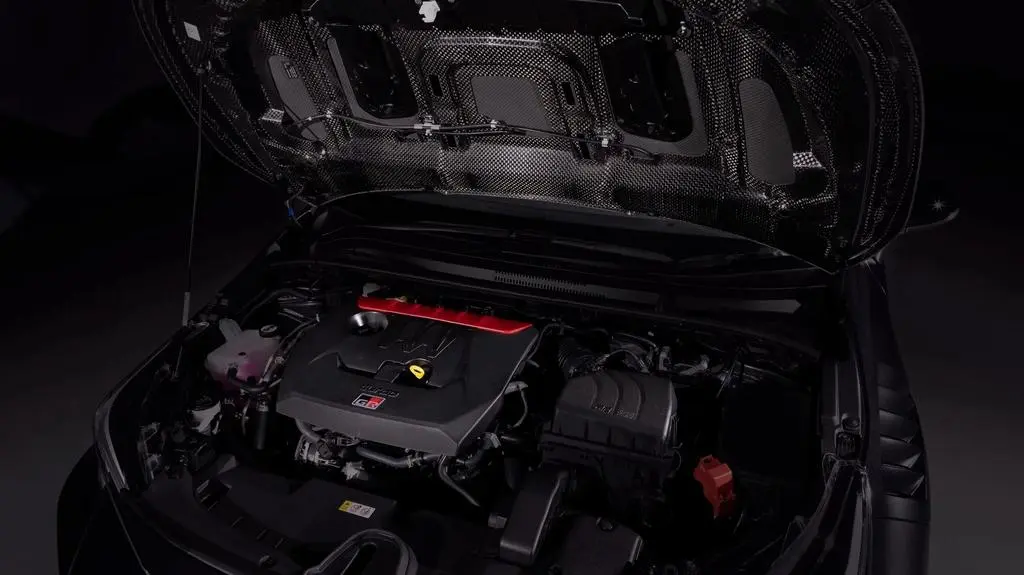 Toyota-GRMN-Corolla-2026-13