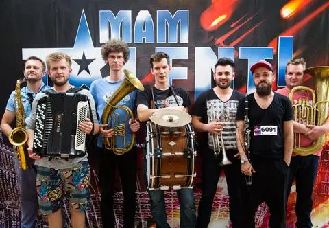 Bum Bum Orkestar to mistrzowie bałkańskich rytmów. Co słychać u uczestników "Mam Talent!"?