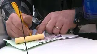Na jego dane zarejestrowano tysiące samochodów