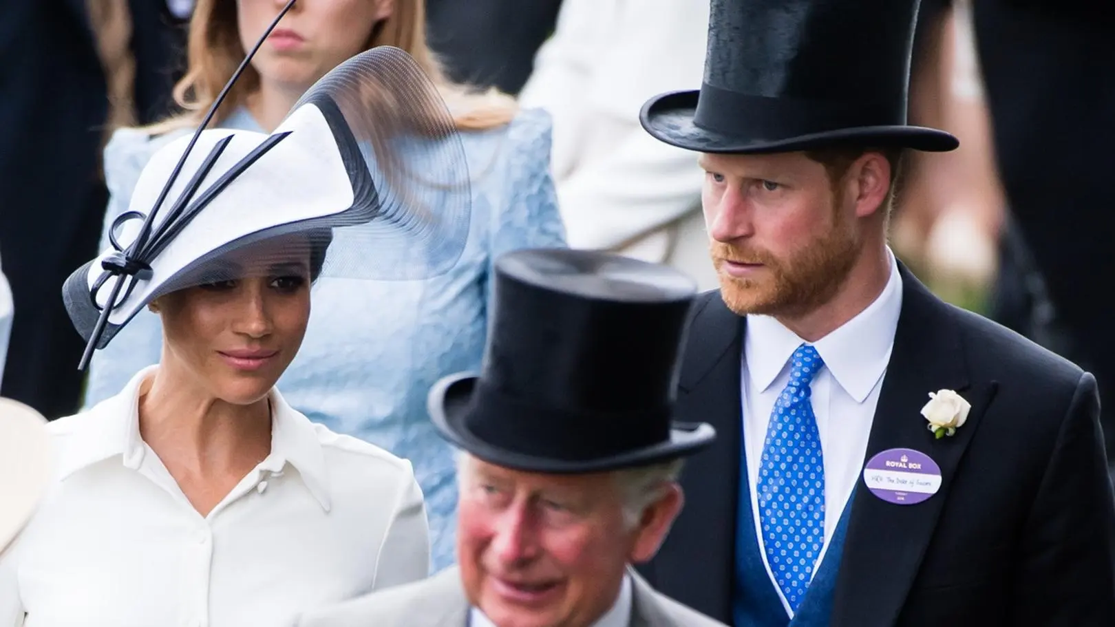 Król oczekuje na przyjazd Harry'ego, Meghan i ich dzieci do Wielkiej Brytanii. Punktem zapalnym wciąż jest jeden problem
