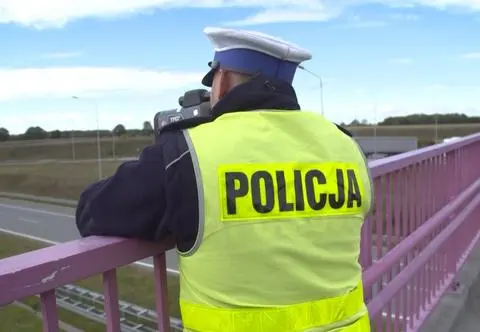 Policja poluje na kierowców z wiaduktów