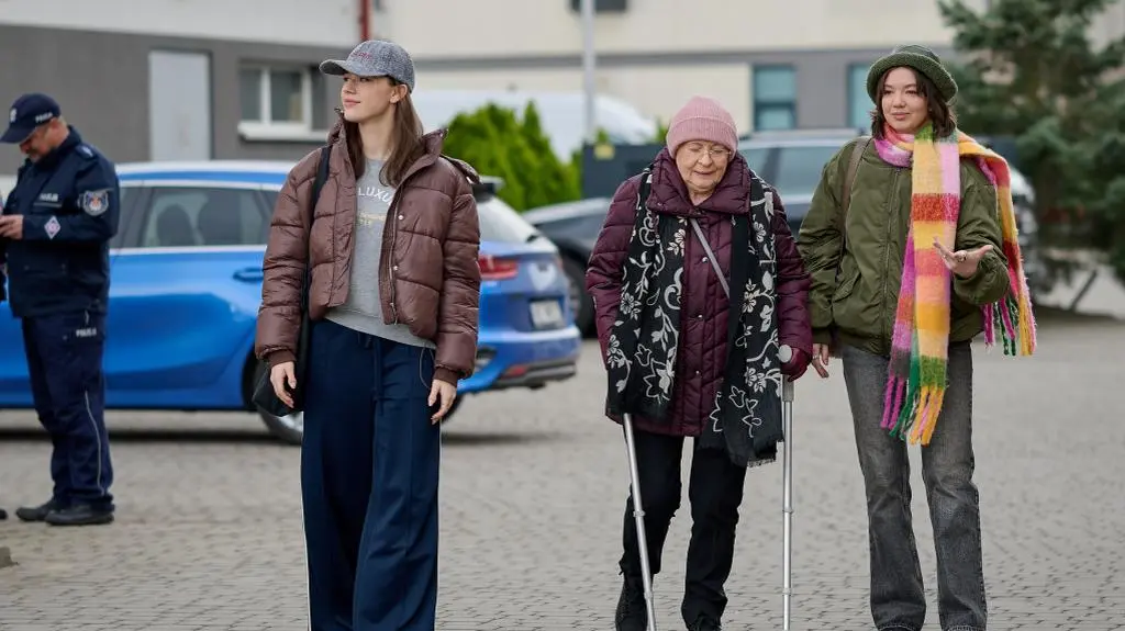 "Na Wspólnej" odc. 4026, Julia, Agier i Dorota