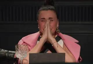 "The Traitors. Zdrajcy". Kasia "FIT" rozpłakała się przy stole: "Zwariowałam"