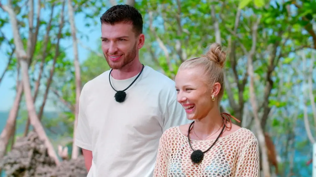 TVN7_PRORES_HOTEL_PARADISE_S10_ODC_25_POP1