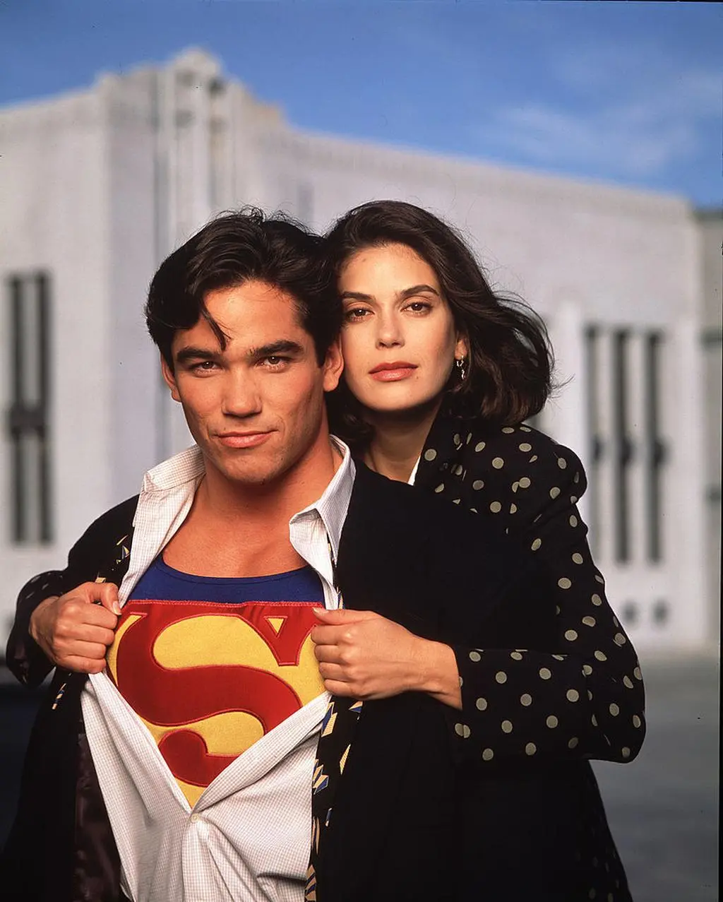 Dean Cain i Teri Hatcher jako Superman i Lois Lane