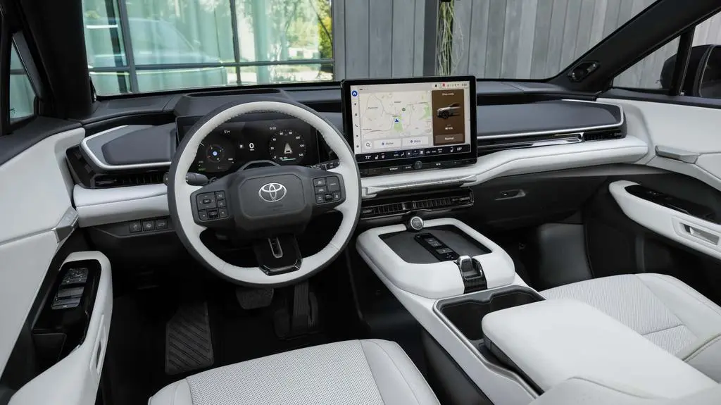2027-toyota-highlander-ev (6)