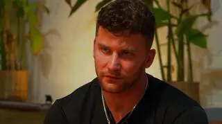 Szokujący zwrot w "Hotelu Paradise 12"! Oliwia nastawia Andrzeja przeciwko Magdzie i wyznaje mu, że ją pociąga