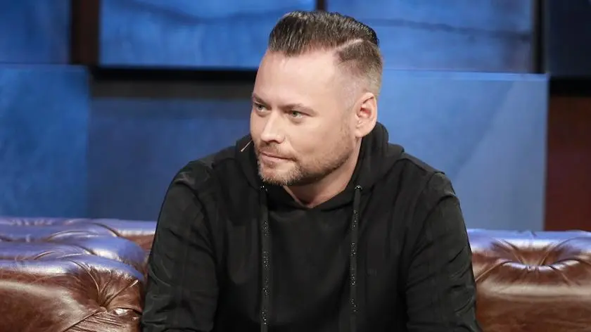 Mama Krzysztofa Stanowskiego walczy o życie. Dziennikarz opublikował przejmujący wpis