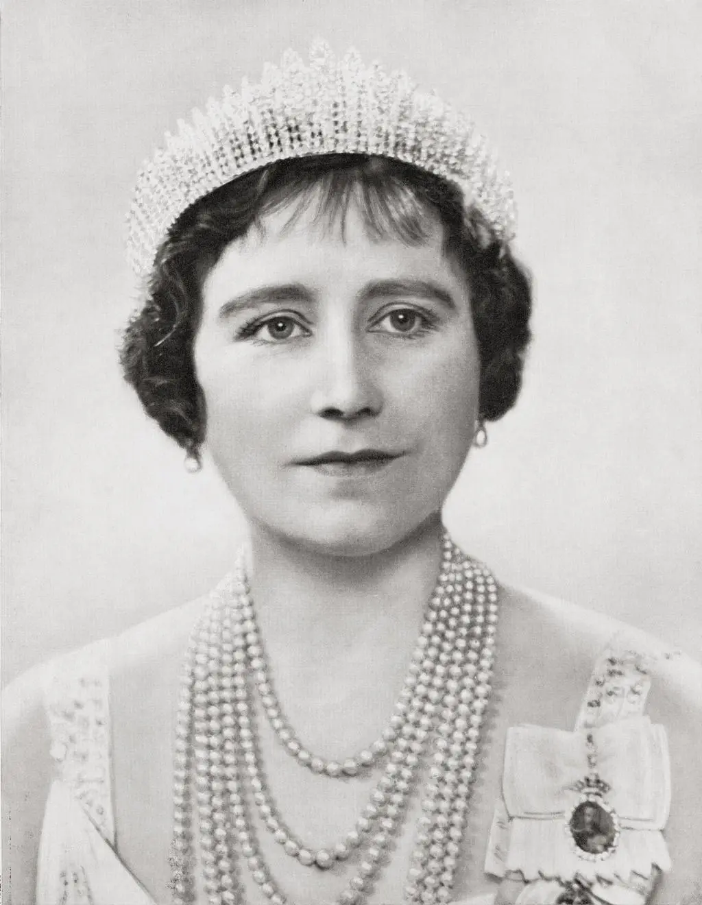 Elżbieta Bowes-Lyon