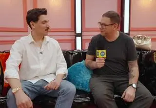 Tomasz Karolak już występował w stroju Drag Queen. Czy pomoże mu to w programie "Czas na Show Drag Me out"? 