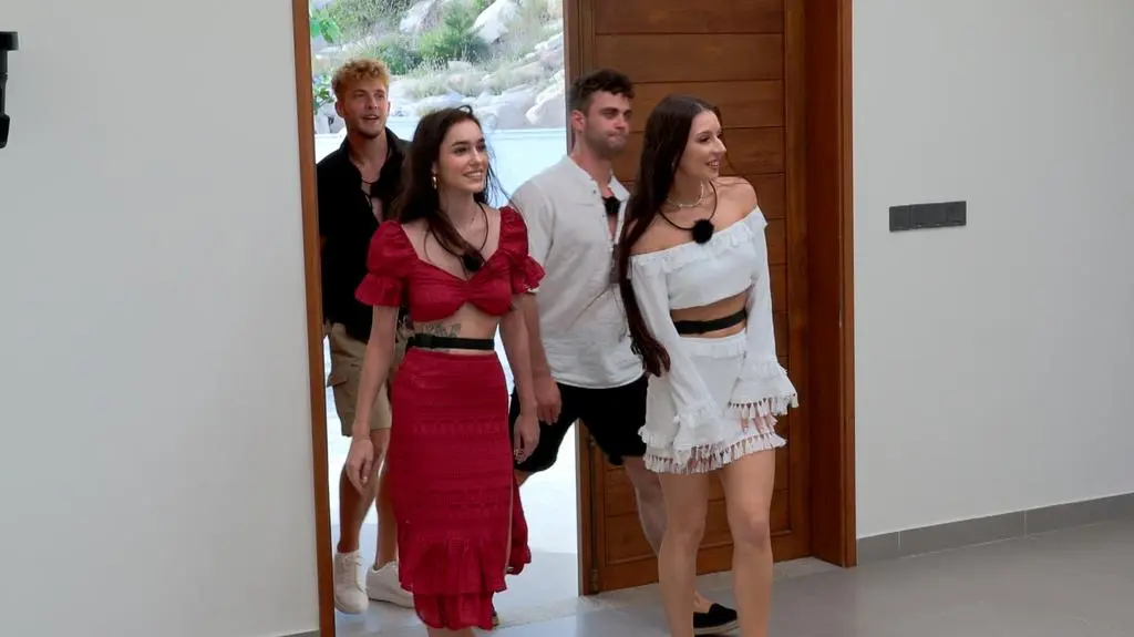 TVN7_PRORES_HOTEL_PARADISE_S09_ODC_16