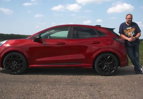 Ford Puma ST – zamiast kopnięcia w plecy jest odcięcie