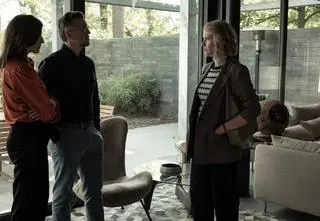 "Porządny człowiek". Licealista został pobity. Co zrobią rodzice? [PRZED PREMIERĄ W MAX]