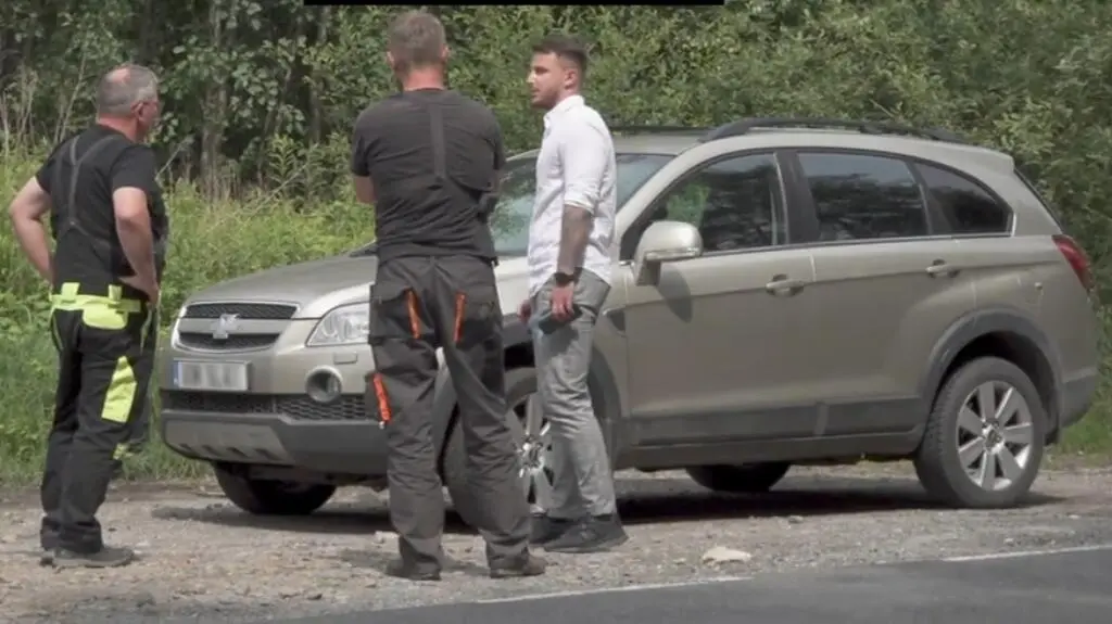 Adam z Tomkiem zajmą się usterką w Chevrolet Captiva.