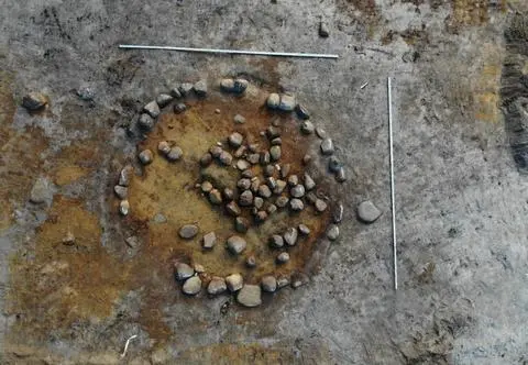 Sensacyjne odkrycie przy budowie drogi do elektrowni jądrowej. Archeolodzy natrafili na tajemnicze kurhany