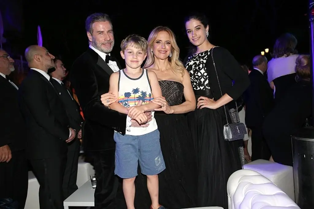 John Travolta z żoną Kelly Preston, córką Ellą Blue Travolta i synem Benjaminem Travolta