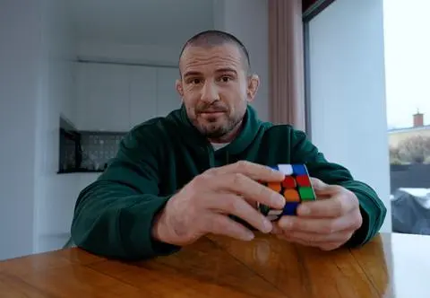 Gadżet 4.0. Miniaturowa pralka, kostka Rubika z aplikacją, samoprzylepne szwy i inteligentna miarka