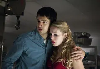 Śmierć nie odpuszcza! Cała seria "Oszukać przeznaczenie" jest dostępna online. Sprawdź, gdzie oglądać