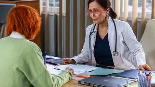 "Szpital św. Anny", odc. 108. Bończyk zdobył się na odwagę, a Zyta i Paweł odbyli poważną rozmowę [STRESZCZENIE]