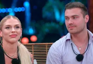 Hotel Paradise 10, odc 9.  Alicja usłyszała mocne pytanie! Kto chce uderzyć w jej relację z Tymkiem?