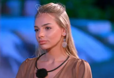 Ada z "Hotelu Paradise" upamiętniła zmarłą mamę. Opublikowała poruszające zdjęcie