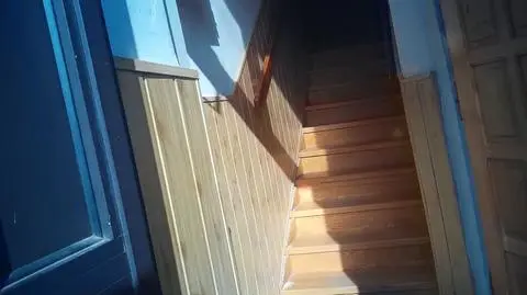 Mieszkanie bez schodów, bo schody należą do... sąsiada