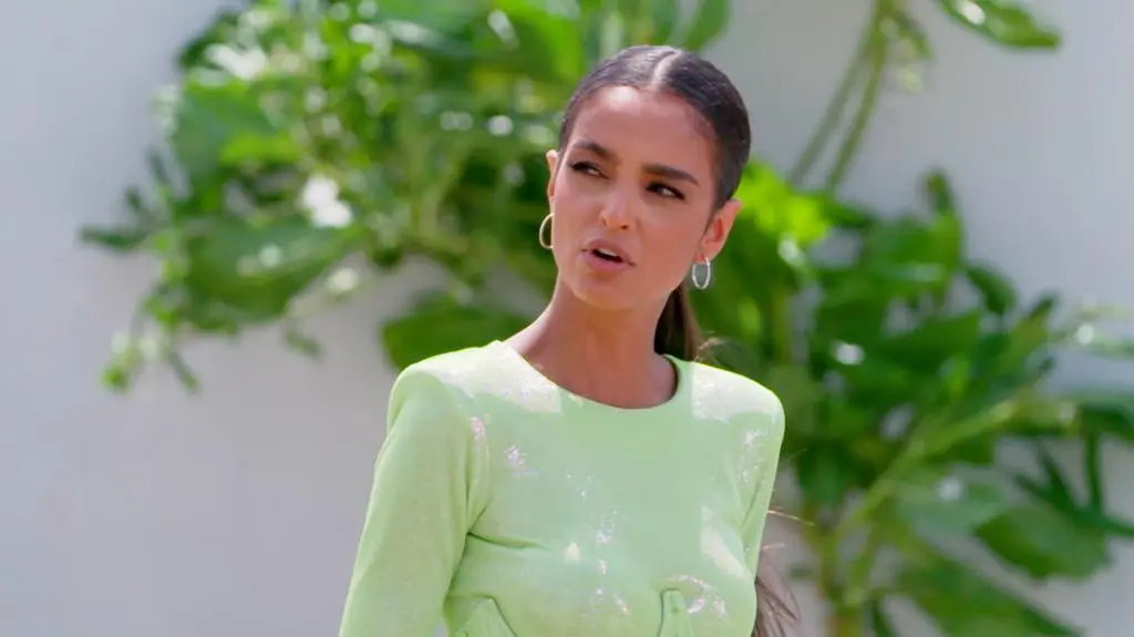 TVN7_MAX_PRORES_HOTEL_PARADISE_EXTRA_S09_ODC_45