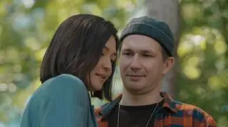 "Młode gliny", odc. 15. Michalina i Kacper zbliżają się do siebie. "Zawstydzam cię?" [PRZED PREMIERĄ w TV]