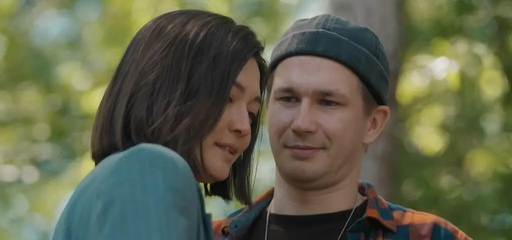 "Młode gliny", odc. 15. Michalina i Kacper zbliżają się do siebie. "Zawstydzam cię?" [PRZED PREMIERĄ w TV]