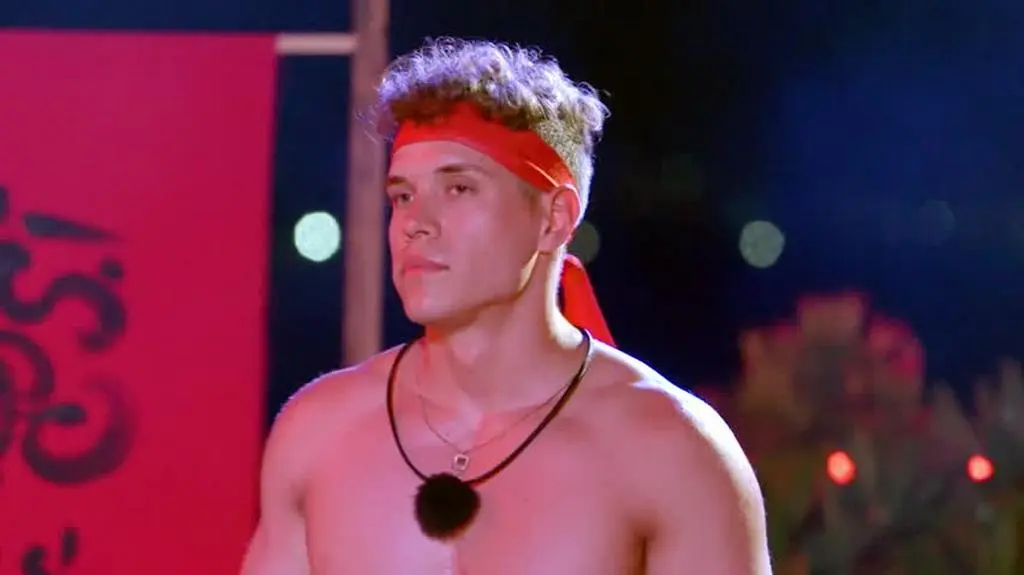 Hotel Paradise 9: Pojedynek Kuby i Karola 