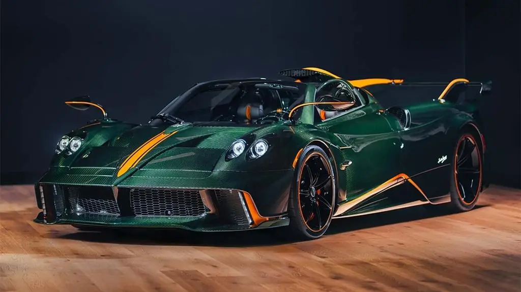 pagani-huayra-70-trionfo