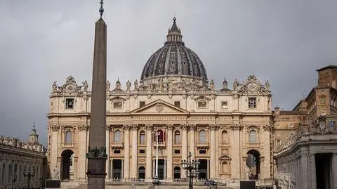 To on zastąpił Franciszka. Wybór nowego papieża zaskoczył wszystkich. Co on oznacza?