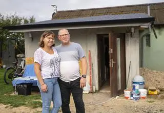 Życie na kredycie: Poznajcie nową rodzinę. Kim są Sylwia i Krystian? Dlaczego mieszkają w kamperze?