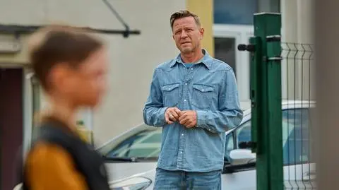 "Na Wspólnej" odc. 4084. Wojtek drży o życie. Czy rak piersi okaże się złośliwy?! [STRESZCZENIE]