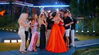 SZOK! Uczestnicy "Hotelu Paradise" pokazali swoje zdjęcia sprzed 10 lat. Zobacz, jak się zmienili