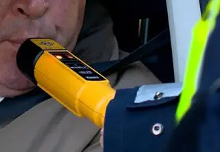 Nietrzeźwi kierowcy tracą auta. Przepisy przyniosły milionowe straty