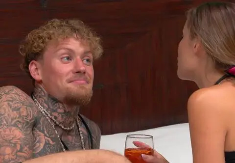 Najpierw całował się z Wiktorią, potem flirtował z Alex, a teraz... chce być z Magdą?! Szokujące zachowanie Milana w "Hotelu Paradise"  [PRZED EMISJĄ W TV]