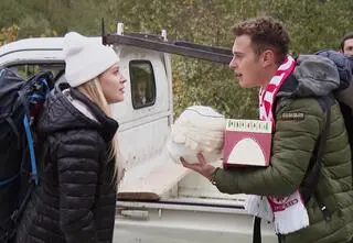 Adam wyrzucił Andziaks z auta! Niewyobrażalne sceny podczas wyścigu w "Azja Express"