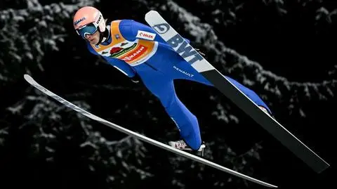 Dawid Kubacki wygrał niedzielny konkurs Pucharu Świata w skokach narciarskich w Engelbergu. Zobacz wręczenie nagród!