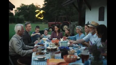 TVN zaprezentował spot urodzinowy na 25-lecie stacji
